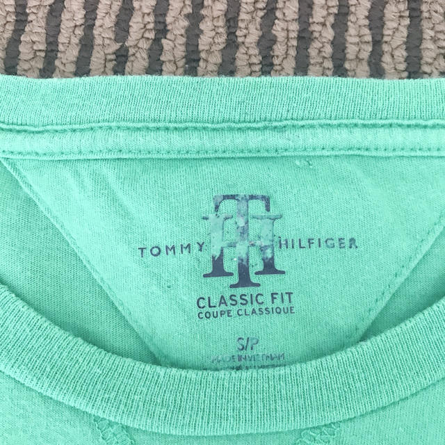 TOMMY HILFIGER(トミーヒルフィガー)のTOMMY HILFIGER Tシャツ メンズS メンズのトップス(Tシャツ/カットソー(半袖/袖なし))の商品写真