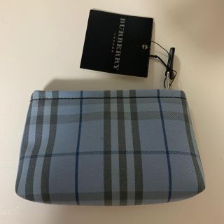 バーバリー(BURBERRY)のBurberry London ミニポーチ ブルー チェック 水色(ポーチ)