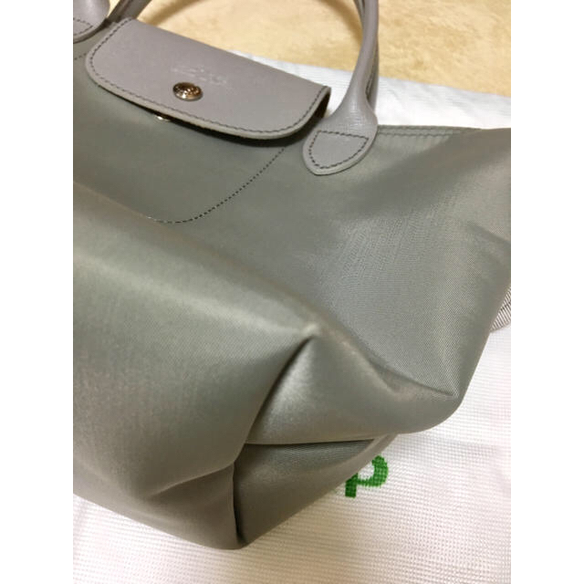 LONGCHAMP(ロンシャン)のLongchamp ショルダーバッグ ネオ ルプリアージュ S ライトグレー レディースのバッグ(ハンドバッグ)の商品写真