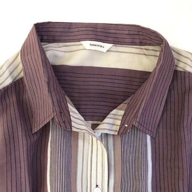 TODAYFUL(トゥデイフル)のTODAYFUL Sheer Stripe Shirts 新作 レディースのトップス(シャツ/ブラウス(長袖/七分))の商品写真