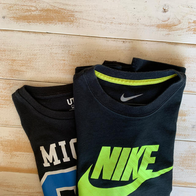 NIKE(ナイキ)のNIKE Tシャツ130パピコさま専用 キッズ/ベビー/マタニティのキッズ服男の子用(90cm~)(Tシャツ/カットソー)の商品写真