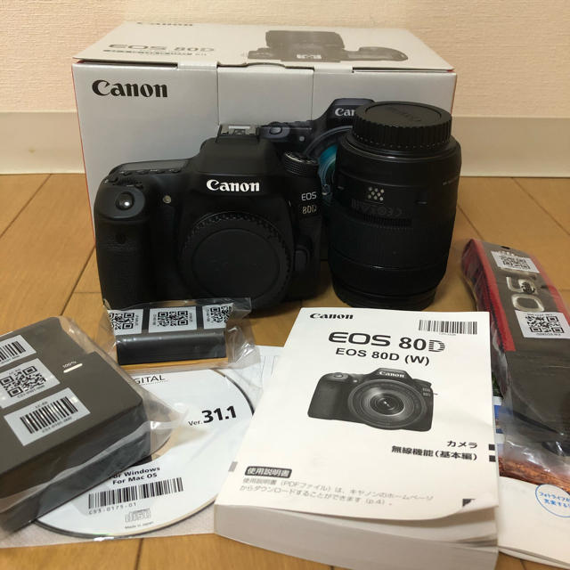 Canon EOS 80D レンズキットスマホ/家電/カメラ