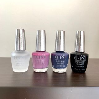 オーピーアイ(OPI)のOPIミニネイルセット/カラー二本＋トップ&ベースコート/ほぼ未使用(マニキュア)