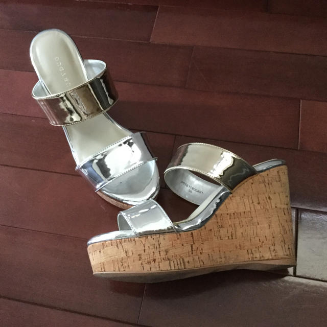 MERCURYDUO(マーキュリーデュオ)のサンダル レディースの靴/シューズ(サンダル)の商品写真