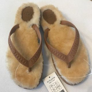 エミアトリエ(emmi atelier)のemmi×ugg ムートンビーチサンダル 23cm ベージュ(ビーチサンダル)