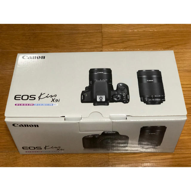 新品未使用キャノン デジタル一眼レフカメラ EOS Kiss X9i ボディ