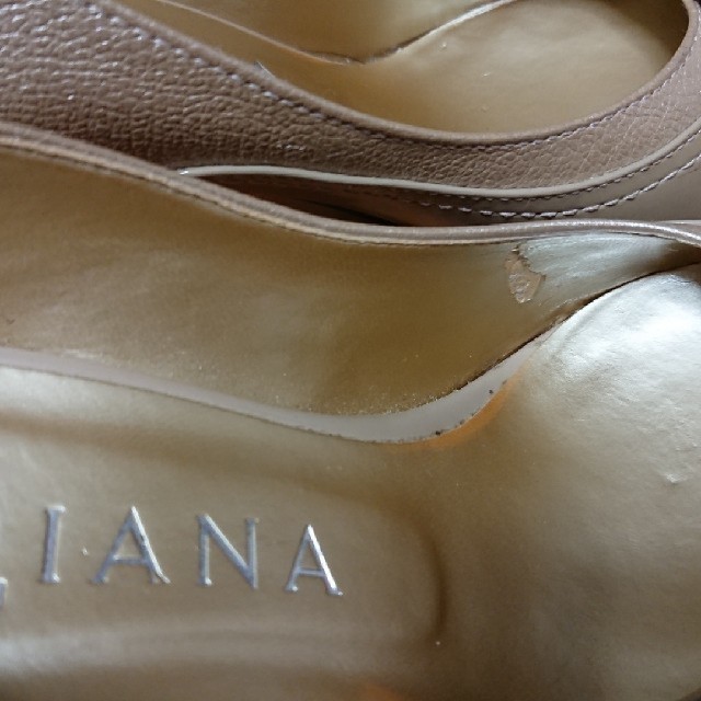 DIANA(ダイアナ)の値下交渉OK DIANA ダイアナ 8㎝ ヒール パンプス レディースの靴/シューズ(ハイヒール/パンプス)の商品写真