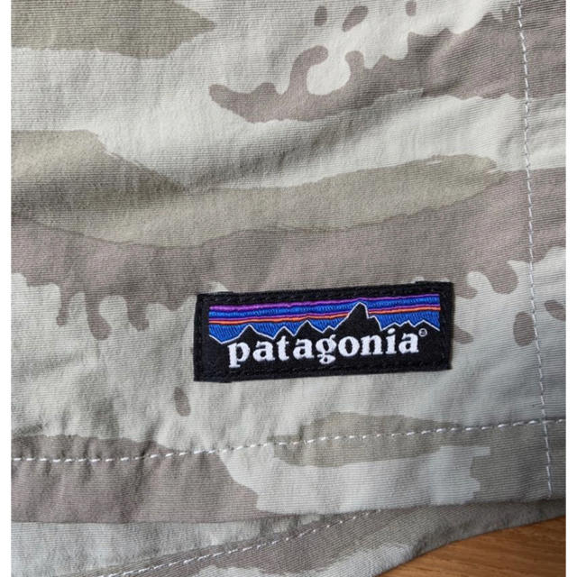 patagonia(パタゴニア)の【パタゴニア】バギーショーツ ロックカモ 迷彩 カモフラ S ショートパンツ メンズのパンツ(ショートパンツ)の商品写真