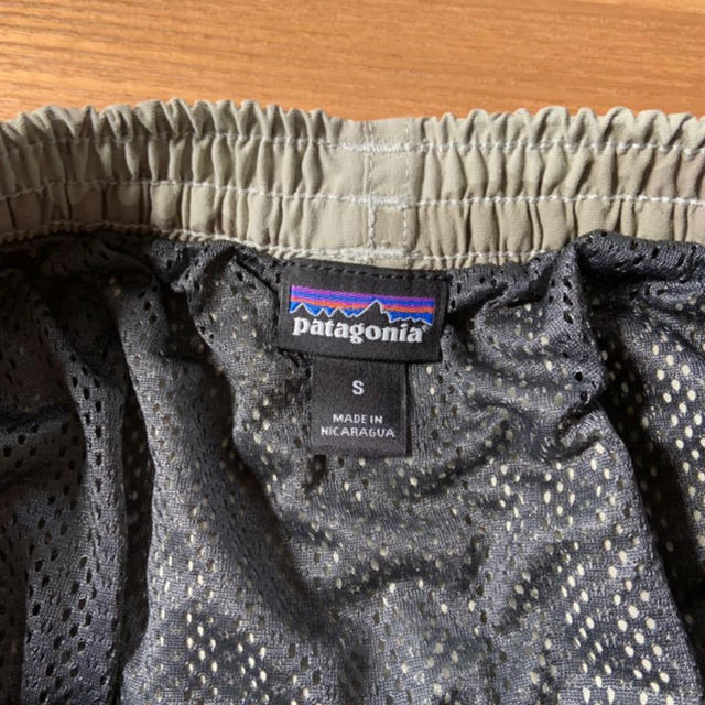 patagonia(パタゴニア)の【パタゴニア】バギーショーツ ロックカモ 迷彩 カモフラ S ショートパンツ メンズのパンツ(ショートパンツ)の商品写真