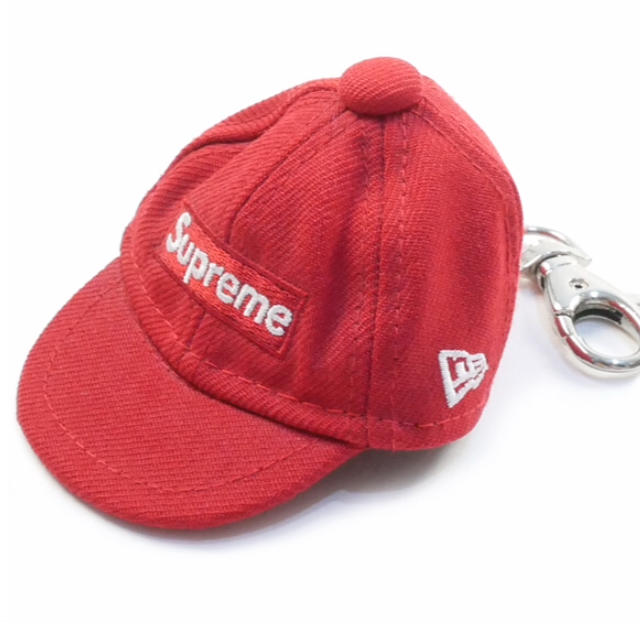 Supreme(シュプリーム)のSUPREME 14AW ニューエラキャップキーチェーン シュプリーム新品 メンズのファッション小物(キーホルダー)の商品写真