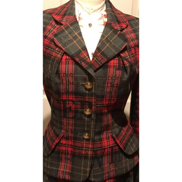 Vivienne Westwood(ヴィヴィアンウエストウッド)のVivienne Westwood ヴィヴィアン ウエストウッド スーツ  レディースのフォーマル/ドレス(スーツ)の商品写真