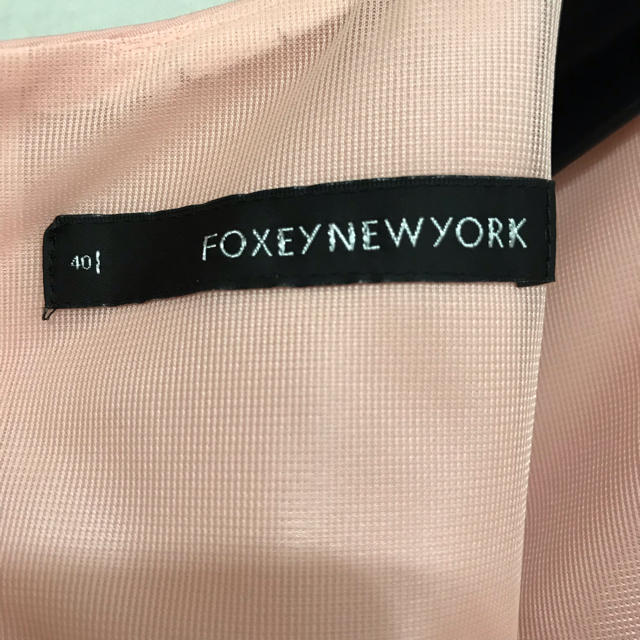 FOXEY(フォクシー)のフォクシー ピンク ワンピース レディースのワンピース(ひざ丈ワンピース)の商品写真