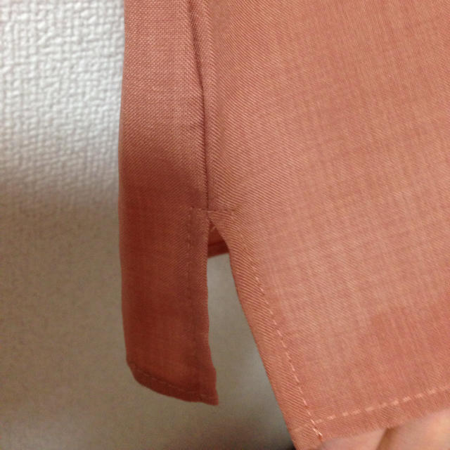 ViS(ヴィス)の新品VISチューリップ袖 ブラウス ダークピンク レディースのトップス(シャツ/ブラウス(半袖/袖なし))の商品写真
