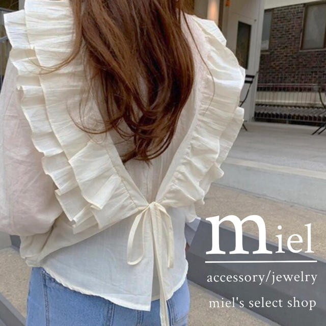 Honey mi Honey(ハニーミーハニー)のback ribbon frill blouse🕊🌿/バックリボン ブラウス レディースのトップス(シャツ/ブラウス(長袖/七分))の商品写真