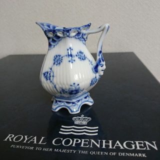 ロイヤルコペンハーゲン(ROYAL COPENHAGEN)の★限定セール★ロイヤルコペンハーゲン
フルレース
顔付き クリーマー 難あり(食器)