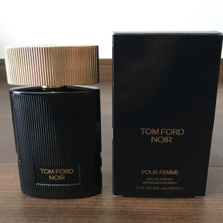 トムフォード(TOM FORD)のTOM FORD 香水 NOIR POUR FEMME(香水(女性用))