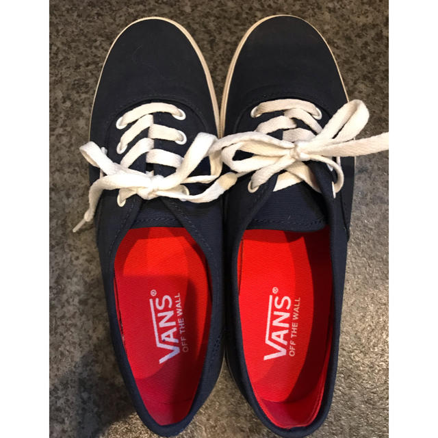 VANS(ヴァンズ)の【美品】Vans レディーススニーカー レディースの靴/シューズ(スニーカー)の商品写真