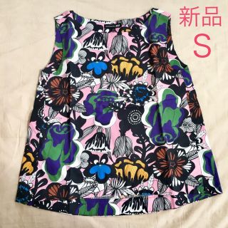 ユニクロ(UNIQLO)の新品 ♡ ユニクロ UNIQLO マリメッコ 花柄 トップス S(シャツ/ブラウス(半袖/袖なし))