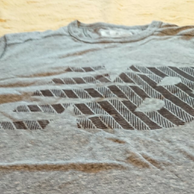 New Balance(ニューバランス)の新品未使用　ニューバランス　New Balance　シャツ　レディース レディースのトップス(Tシャツ(半袖/袖なし))の商品写真