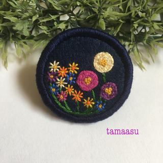 233.お花の刺繍ブローチ✴︎受注製作(コサージュ/ブローチ)