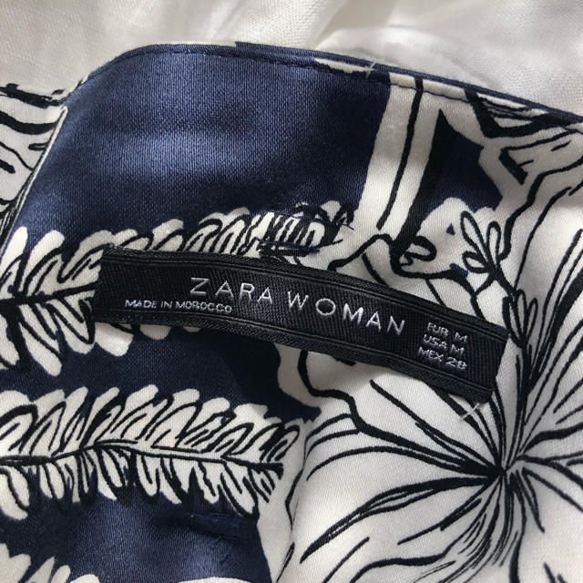 ZARA(ザラ)のzara スカート レディースのスカート(ひざ丈スカート)の商品写真