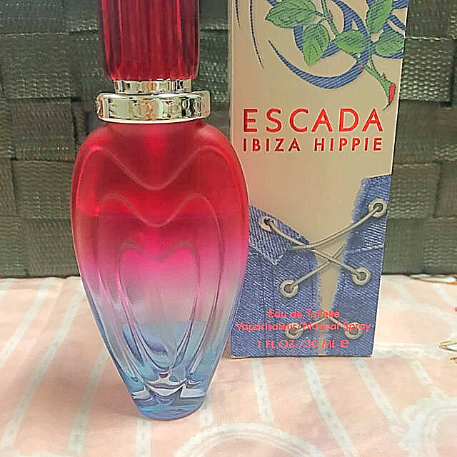 ESCADA(エスカーダ)の専用　エスカーダ イビザヒッピー コスメ/美容の香水(香水(女性用))の商品写真