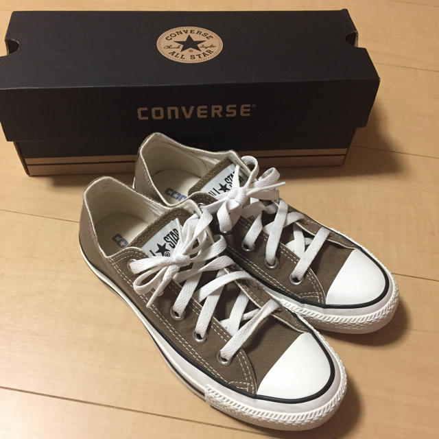 CONVERSE(コンバース)のコンバース ブラウン 22.5㎝ レディースの靴/シューズ(スニーカー)の商品写真