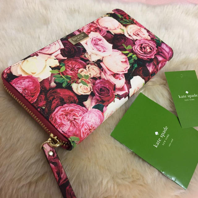 kate spade new york(ケイトスペードニューヨーク)の新品幻ローズ柄長財布 レディースのファッション小物(財布)の商品写真