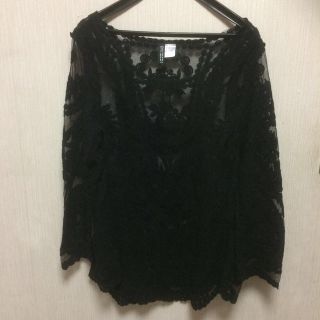 エイチアンドエム(H&M)のH＆Mトップス(Tシャツ(長袖/七分))