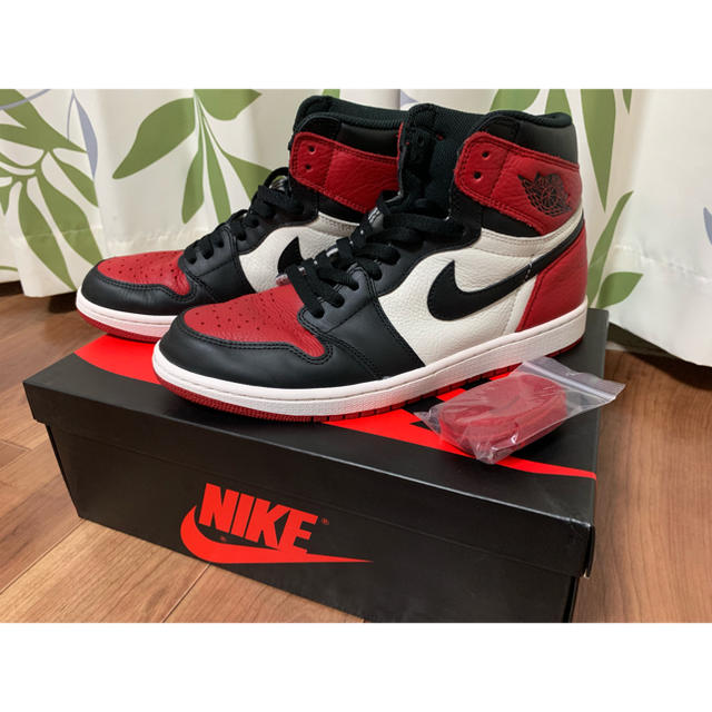 NIKE(ナイキ)の今日明日限定出品&最終値下げ air jordan 1 bred toe メンズの靴/シューズ(スニーカー)の商品写真