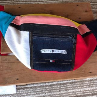 トミーヒルフィガー(TOMMY HILFIGER)のサコッシュ(ショルダーバッグ)