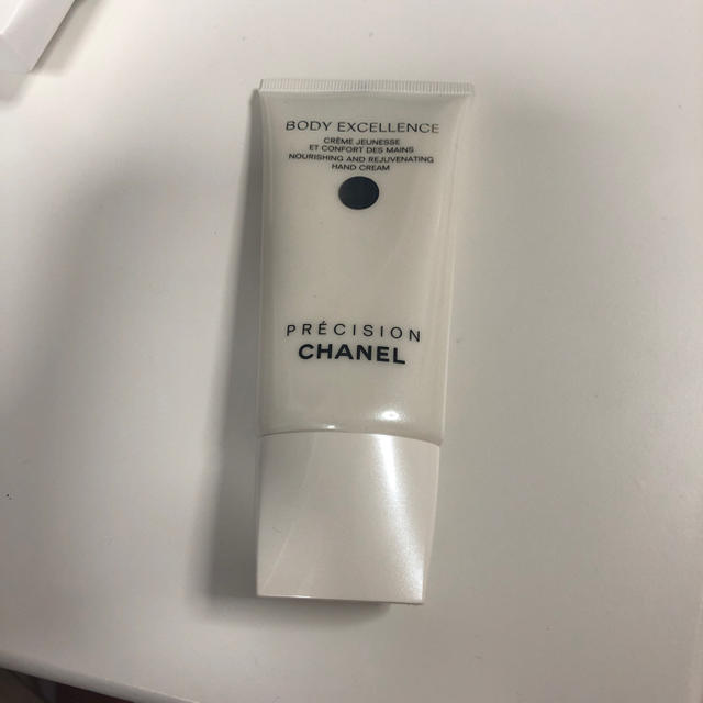 CHANEL(シャネル)のCHANEL ハンドクリーム コスメ/美容のボディケア(ハンドクリーム)の商品写真