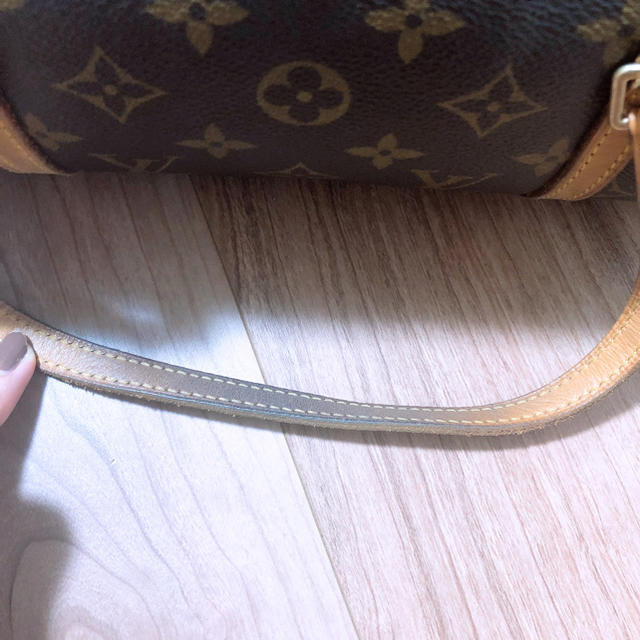 LOUIS VUITTON(ルイヴィトン)のLOUISVUITTON 旧パピヨン 正規品 レディースのバッグ(ハンドバッグ)の商品写真