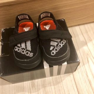 アディダス(adidas)のadidasサンダル 12cm(サンダル)