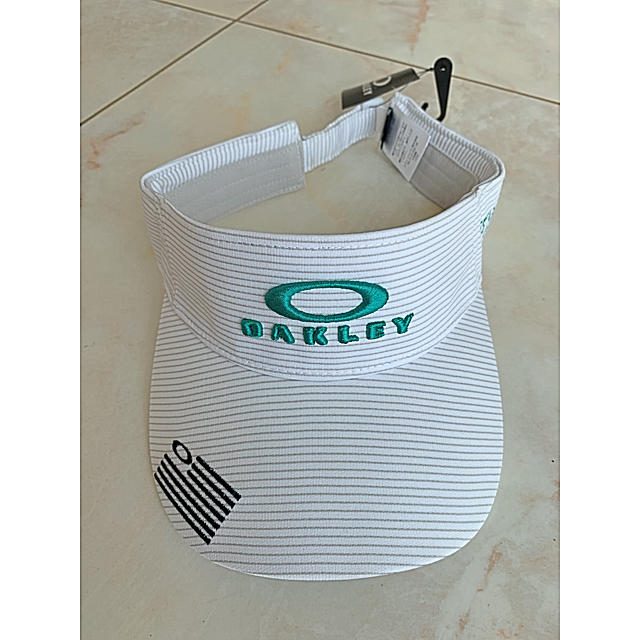 Oakley(オークリー)のボック7様専用♡OAKLEY  サンバイザー メンズの帽子(サンバイザー)の商品写真