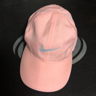 ナイキ(NIKE)の専用 美品 ナイキ ランニング キャップ ウィメンズ ドライフィット 帽子 (キャップ)