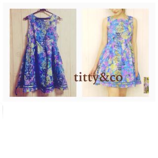 ティティアンドコー(titty&co)の＜お値下げ＞titty&Co. 花柄ワンピース(ミニワンピース)