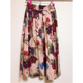 ザラ(ZARA)のZARA   花柄スカート(ひざ丈スカート)