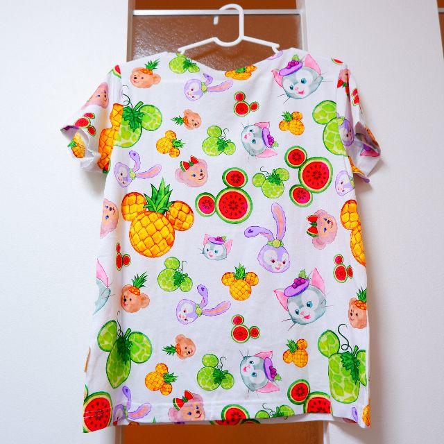 ダッフィー(ダッフィー)の香港ディズニー限定！ダッフィーフレンズ フルーティサマー TシャツS レディースのトップス(Tシャツ(半袖/袖なし))の商品写真