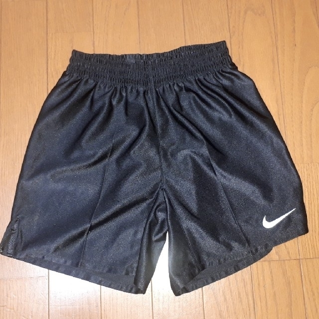 NIKE(ナイキ)のNIKE　ジュニアサッカーパンツ　130～140 キッズ/ベビー/マタニティのキッズ服男の子用(90cm~)(パンツ/スパッツ)の商品写真