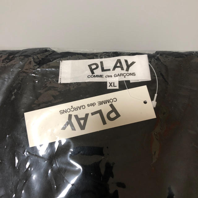 COMME des GARCONS(コムデギャルソン)のメンズXL半袖Tシャツ★新品★送料込★プレイコムデギャルソン メンズのトップス(Tシャツ/カットソー(半袖/袖なし))の商品写真