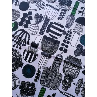 マリメッコ(marimekko)のmarimekko 撥水 マリメッコ　PVC プータルフリン　生地　　(生地/糸)