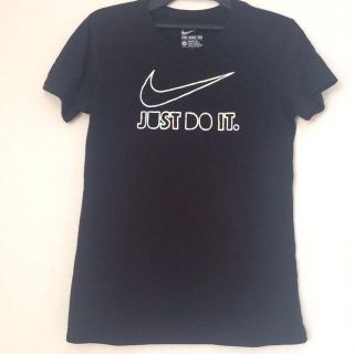 ナイキ(NIKE)のナイキシルバーロゴTシャツ(Tシャツ(半袖/袖なし))