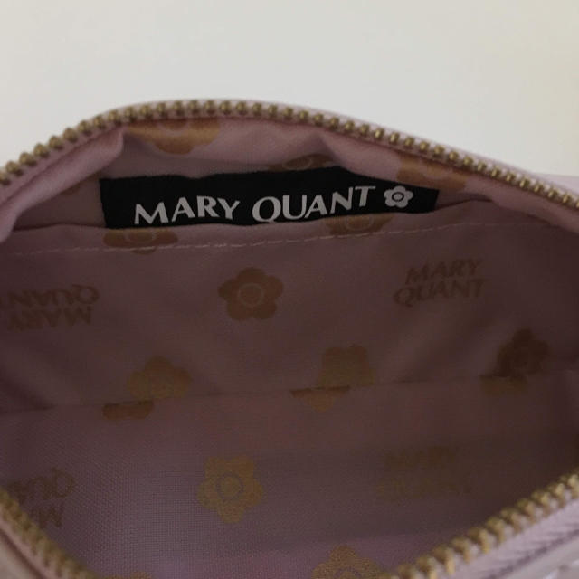 MARY QUANT(マリークワント)のMARY QUANT ミニリボンペンケース インテリア/住まい/日用品の文房具(ペンケース/筆箱)の商品写真