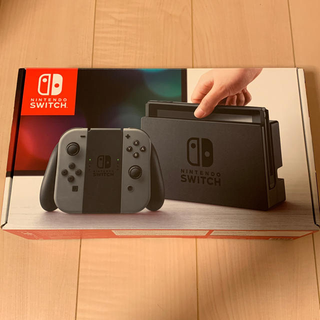 Nintendo Switch(ニンテンドースイッチ)のNintendo Switch ニンテンドースイッチ 本体 グレー エンタメ/ホビーのゲームソフト/ゲーム機本体(家庭用ゲーム機本体)の商品写真