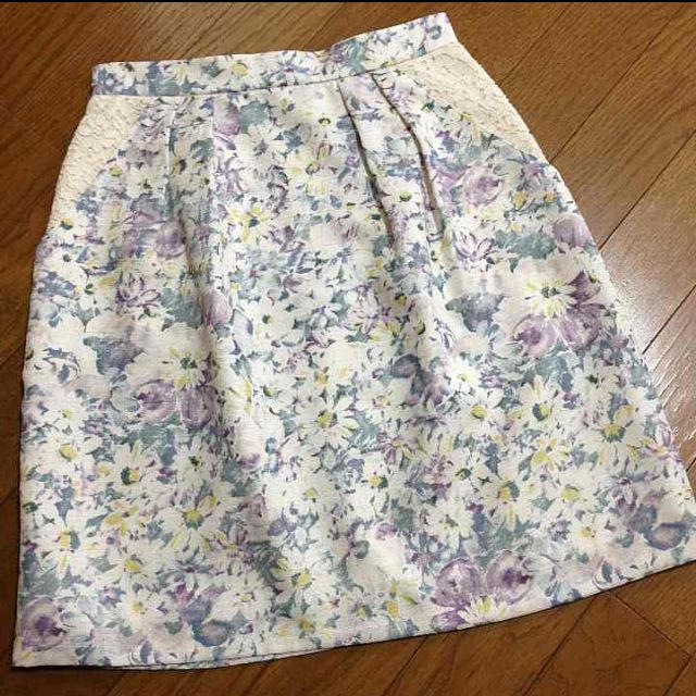 美品 レッセパッセ フラワープリントSK