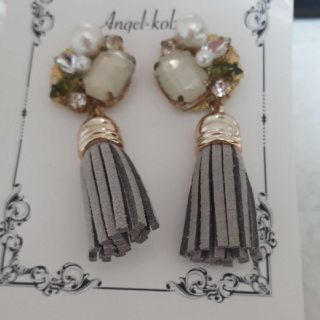 タッセルピアス(ピアス)