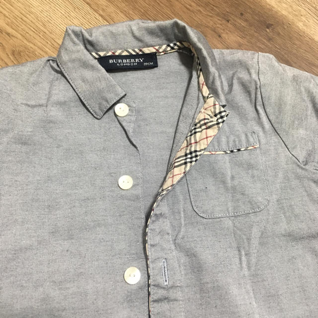 BURBERRY(バーバリー)のバーバリー 80センチ シャツ キッズ/ベビー/マタニティのベビー服(~85cm)(シャツ/カットソー)の商品写真