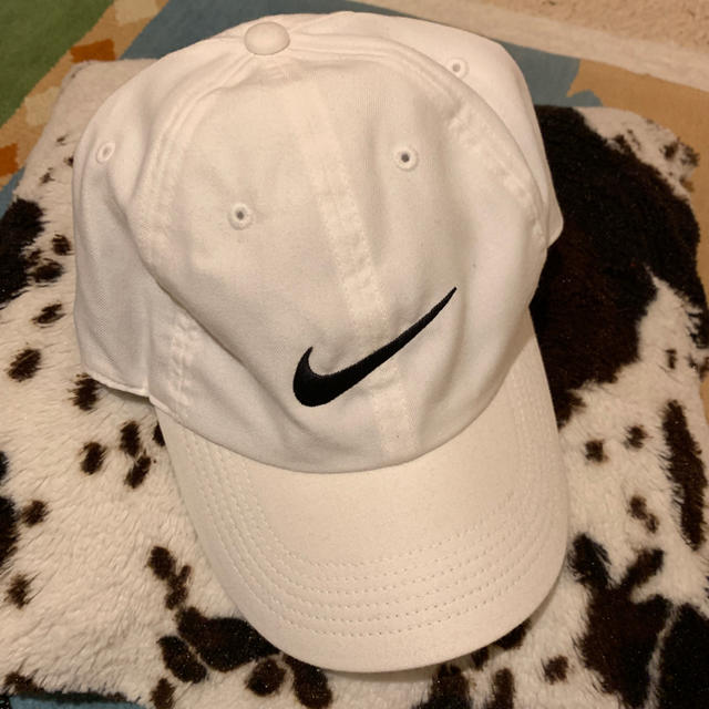 NIKE(ナイキ)のNIKE キャップ レディースの帽子(キャップ)の商品写真