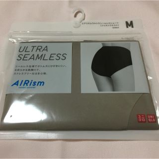 ユニクロ(UNIQLO)の【新品】UNIQLO  ULTRA SEAMLESS ショーツ M(ショーツ)